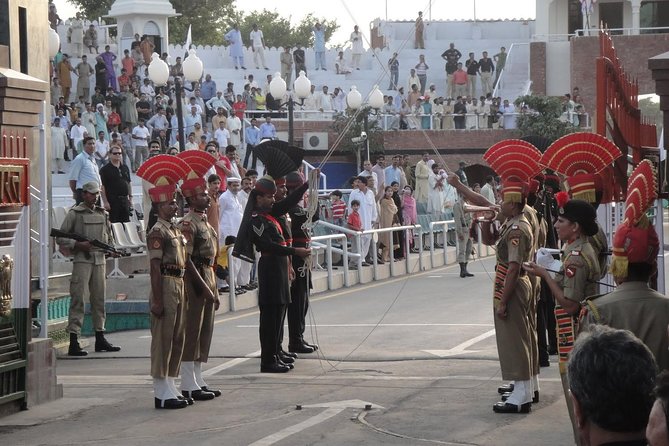 Chandigarh Amritsar Tour By Car - Chandigarh to Amritsar and the evening at Wagah Border