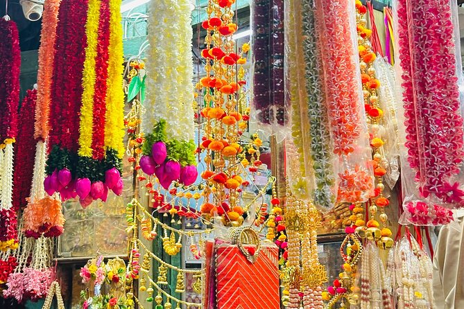 Customized Half Day and Full Day Delhi Shopping, Street Food Tour - What the $30 price really covers