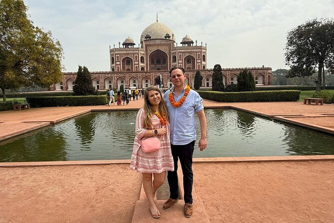 Day Trip Taj Mahal, Agra Fort & Baby Taj Tour from Delhi by Car - What the private car changes