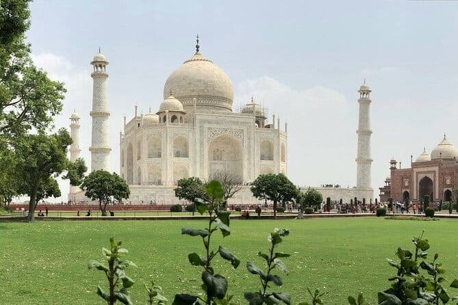 Day Trip Taj Mahal, Agra Fort & Baby Taj Tour from Delhi by Car - Who should book this Agra tour