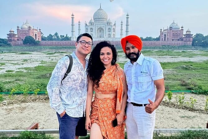 Day Trip to Taj Mahal, Agra Fort and Baby Taj from Delhi by Car - Key points to know before booking