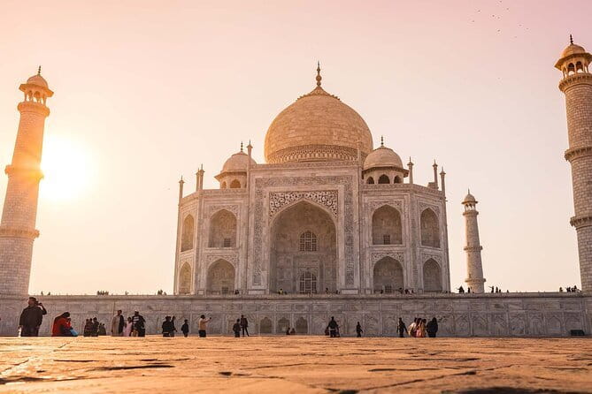 Day Trip to Taj Mahal, Agra Fort and Baby Taj from Delhi by Car - Baby Taj, one hour with delicate marble work