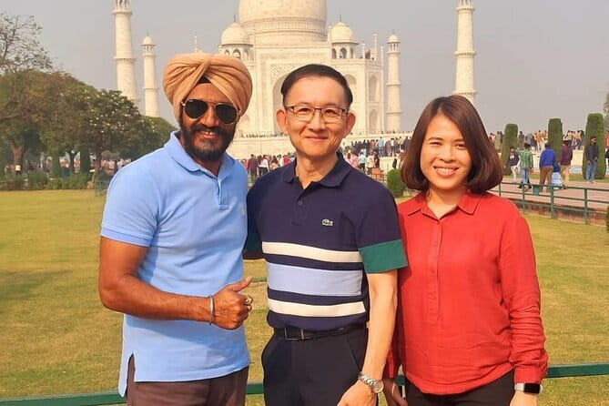 Day Trip to Taj Mahal, Agra Fort and Baby Taj from Delhi by Car - Agra Fort, two hours of emperors and river views
