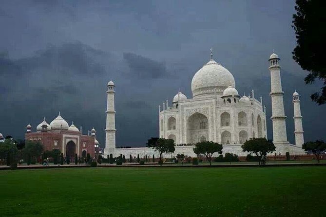 Day Trip to The Taj Mahal and Agra from Delhi by Train - Why the train is a smart way to reach Agra