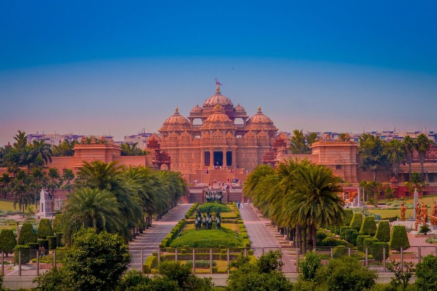 Delhi: 2-Day Delhi & Taj Mahal Tour by Car - The evening drive from Delhi to Agra