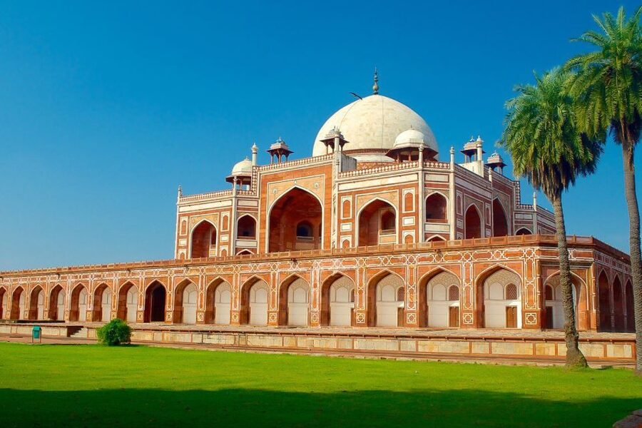 Delhi: 6-Day Golden Triangle Delhi, Agra, and Jaipur Tour - Day 1: Delhi airport pickup and a soft landing