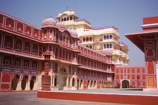 Delhi Agra Jaipur 3 Days Golden Triangle Tour - Guides, drivers, and the private-tour advantage