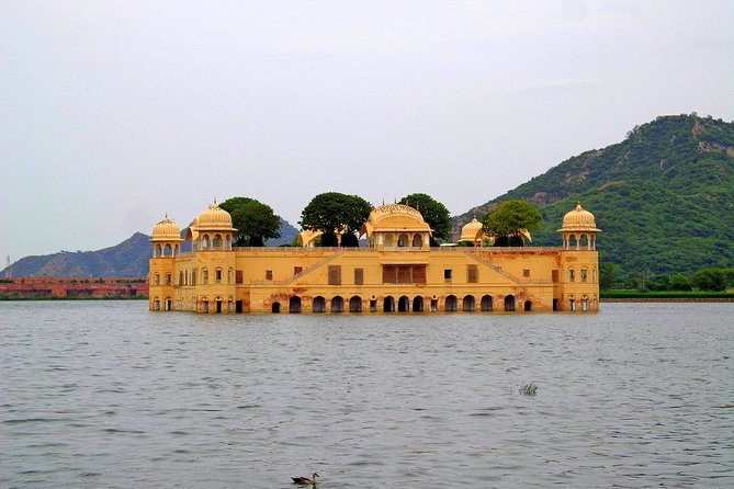 Delhi Agra Jaipur 3 Days Golden Triangle Tour - Day 2: The Taj Mahal at sunrise, then Agra’s Mughal strongholds