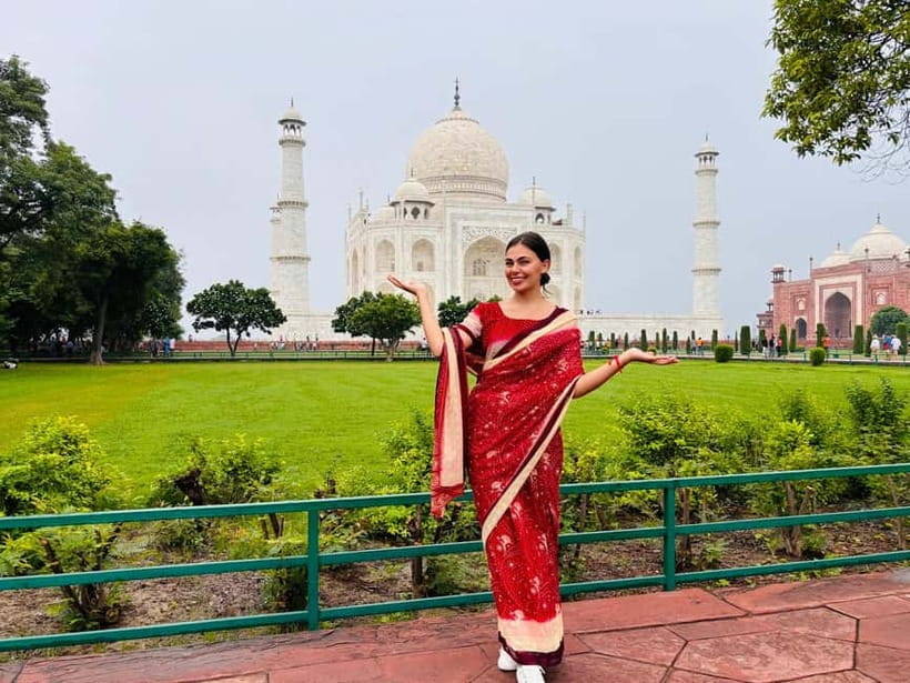 Delhi: Airport to Airport Layover Taj Mahal City Tour By Car - The drive from Delhi to Agra