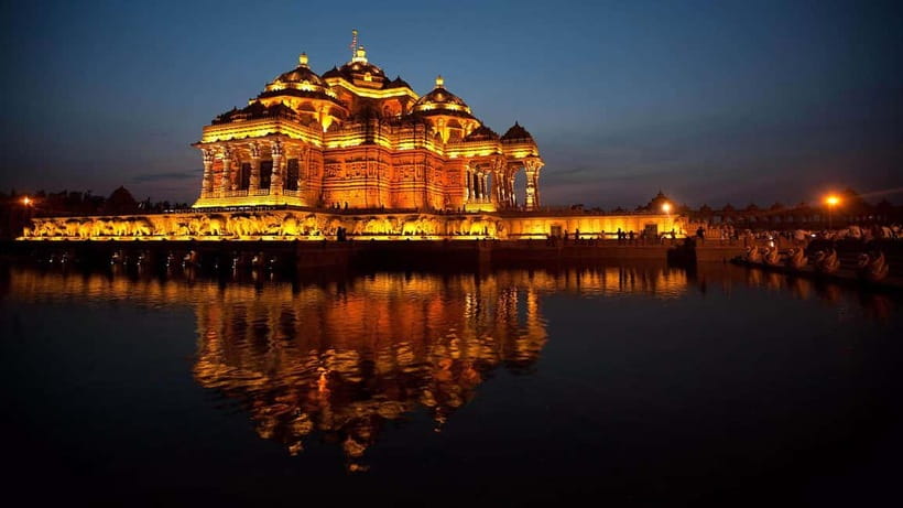 Delhi: Akshardham Temple Tour with Light and Water Show - Why Akshardham works well as an evening outing