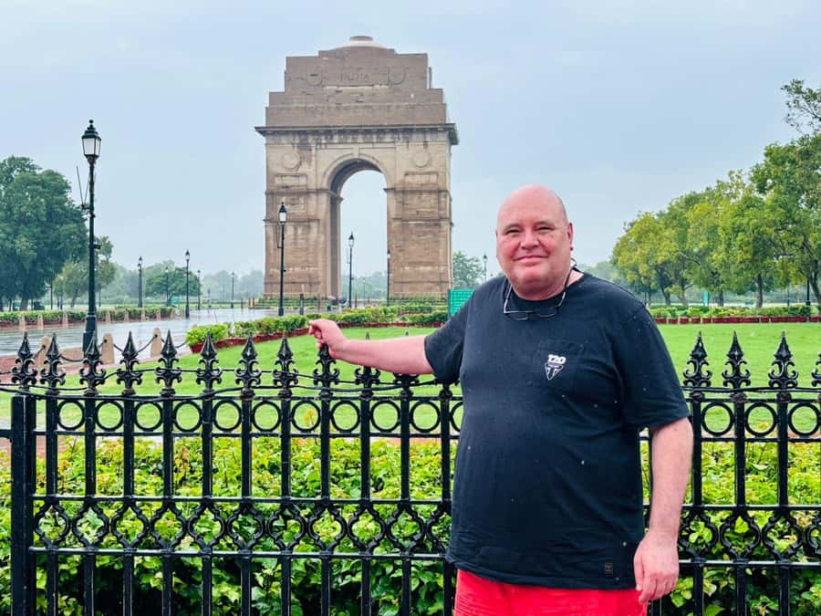 Delhi: Akshardham Temple Tour with Water & Light Show by Car - Neelkanth Darshan follows a legendary journey