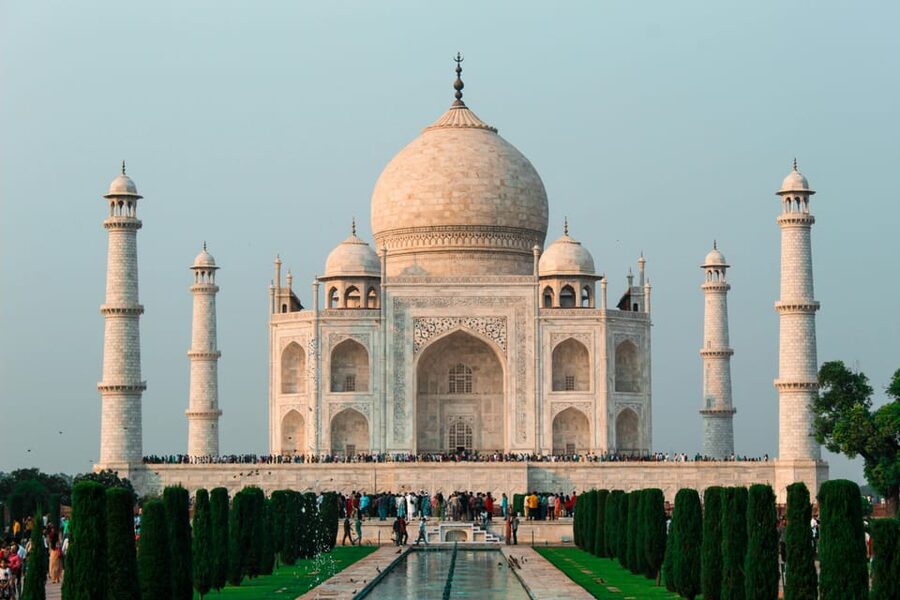 Delhi: All-Inclusive Day trip Taj Mahal with Elephant SOS - Lunch before the wildlife center
