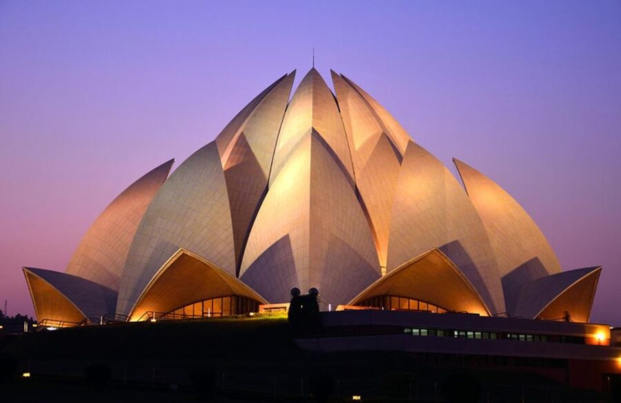 Delhi: All Inclusive Old & New Delhi Full & Half Day Tour - Chandni Chowk by rickshaw