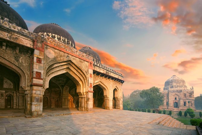 Delhi Best of Monuments Half Day Tour - Humayun’s Tomb and the road toward the Taj Mahal