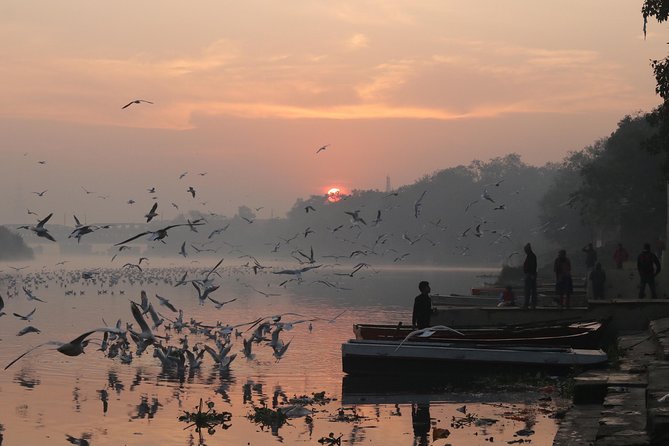 Delhi By Dawn:Secret morning Delhi Tour + Breakfast all inclusive - The Yamuna sunrise, chai, and a quiet blessing