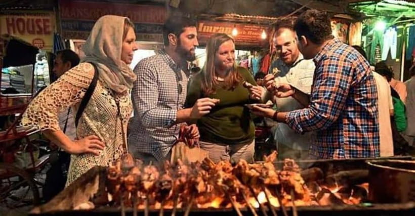 Delhi: Chandni Chowk & Spices Shoping Tour Through Tuk-Tuk - Jama Masjid gives the tour its grandest stop