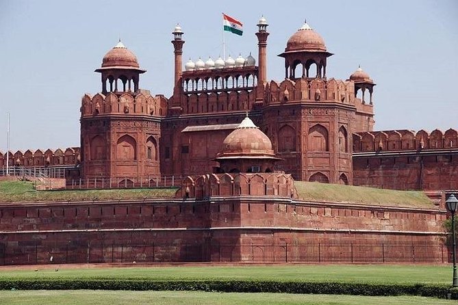 Delhi City Sightseeing Tour In a Private Car With Safe & Reliable Driver - Red Fort: Delhi’s Mughal centerpiece