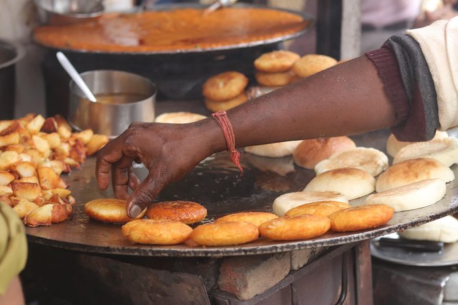Delhi Culinary Evolution Tour: Old + New Delhi Food all inclusive - Connaught Place and the British influence