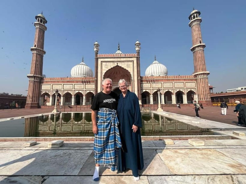 Delhi: Customizable Old and New Delhi Half or Full Day Tour - Old Delhi starts with Chandni Chowk’s street drama