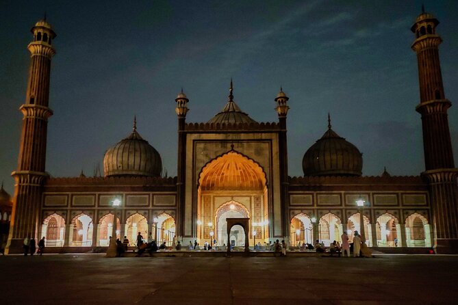 Delhi: Customized Full Day Tour of Old and New Delhi - Akshardham Temple and Bangla Sahib