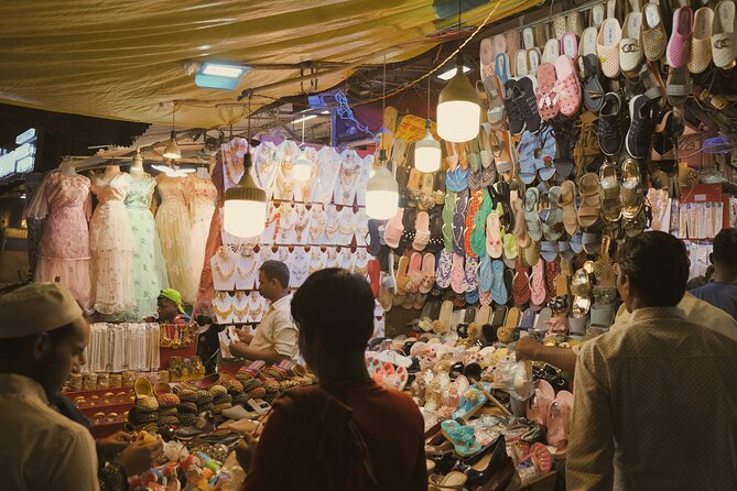 Delhi : Customized Half or Full Day Delhi Shopping Tour - Dilli Haat: crafts, food, and regional India