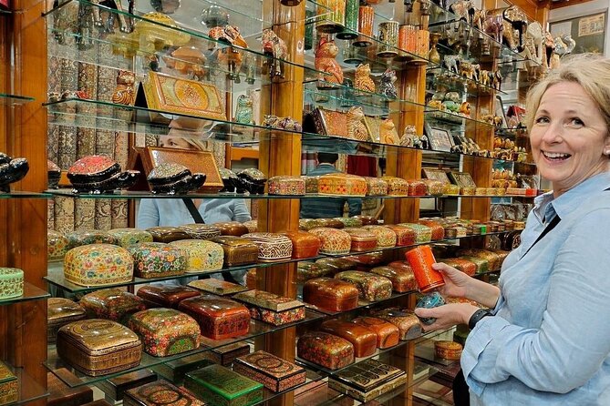 Delhi : Customized Half or Full Day Delhi Shopping Tour - INA Market: a permanent South Delhi bazaar
