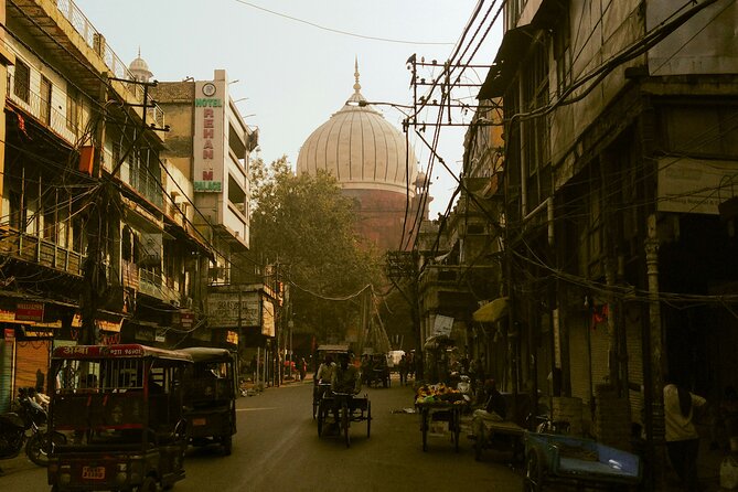 Delhi : Customized Half or Full Day Delhi Shopping Tour - Timing, group size, and the route wording