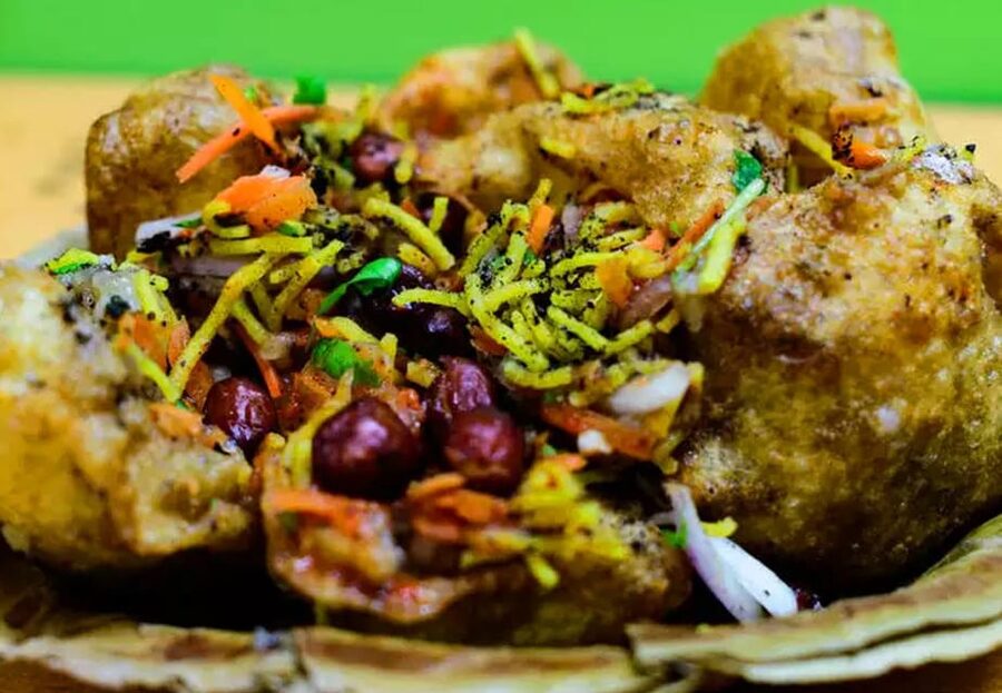 Delhi: Delhi Street Food Tour with Guide at Chandni Chowk - What you taste in Chandni Chowk