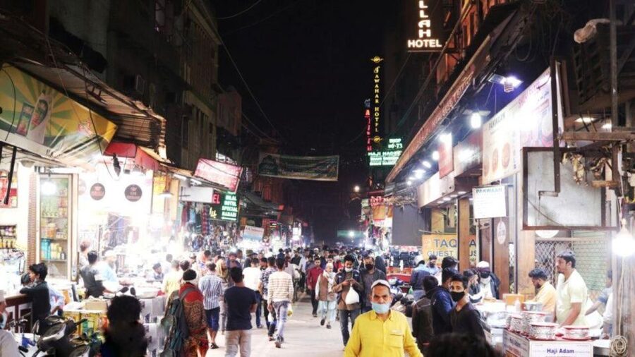 Delhi: Evening Tour of Old Delhi City with Guide - Khari Baoli, where Old Delhi smells of spice