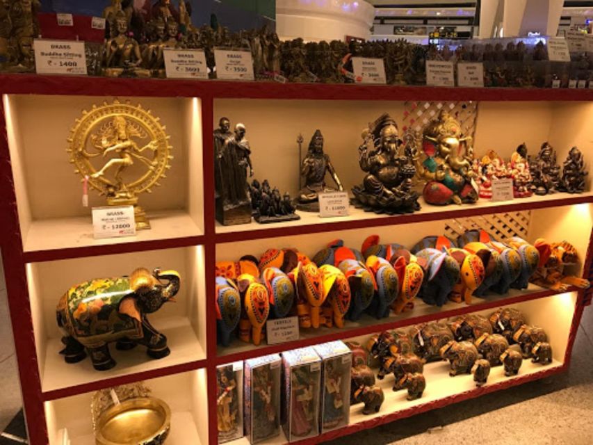 Delhi Exclusive Guided Shopping Tour in AC car and transfers - What $18 really gets you