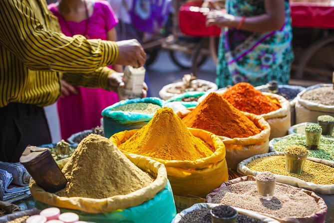 Delhi Flea and Street Markets Tour - Dilli Haat: crafts from across India