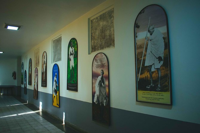 Delhi Footsteps of Mahatma Gandhi Half-Day Tour - Gandhi Smriti and the last 144 days