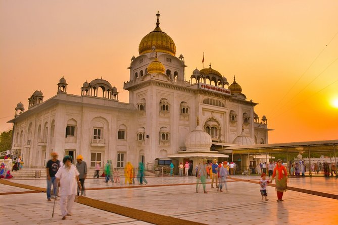 Delhi Full-Day Private Guided Tour - Passing the Red Fort without a full visit