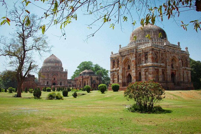 Delhi Full Day Sightseeing by Car - Qutub Minar and a layered Delhi site
