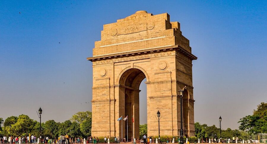 Delhi: Full or Half-Day Private City Tour with Guide - Lotus Temple’s quiet change of pace