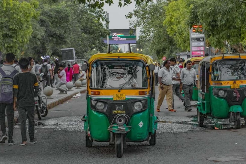 Delhi: Half Day or Full-Day Private City Tour - New Delhi shopping and the full-day option