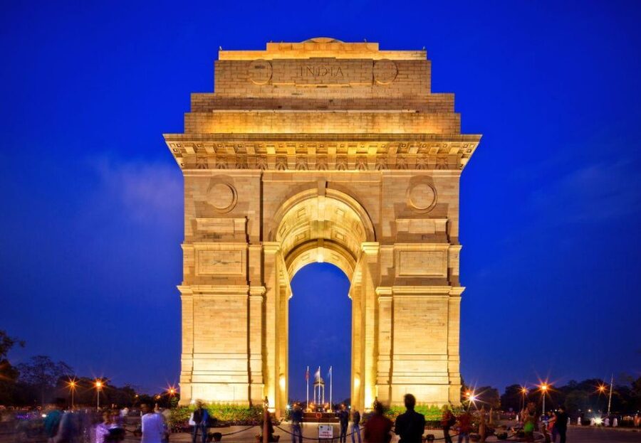 Delhi: Half-Day Private Guided City Sightseeing Tour - Humayun’s Tomb, the tour’s main monument