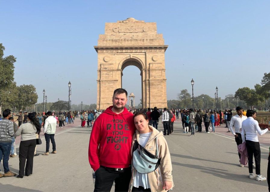 Delhi: Half-Day Private Guided City Sightseeing Tour - Agrasen Ki Baoli and Delhi’s quiet stone surprise