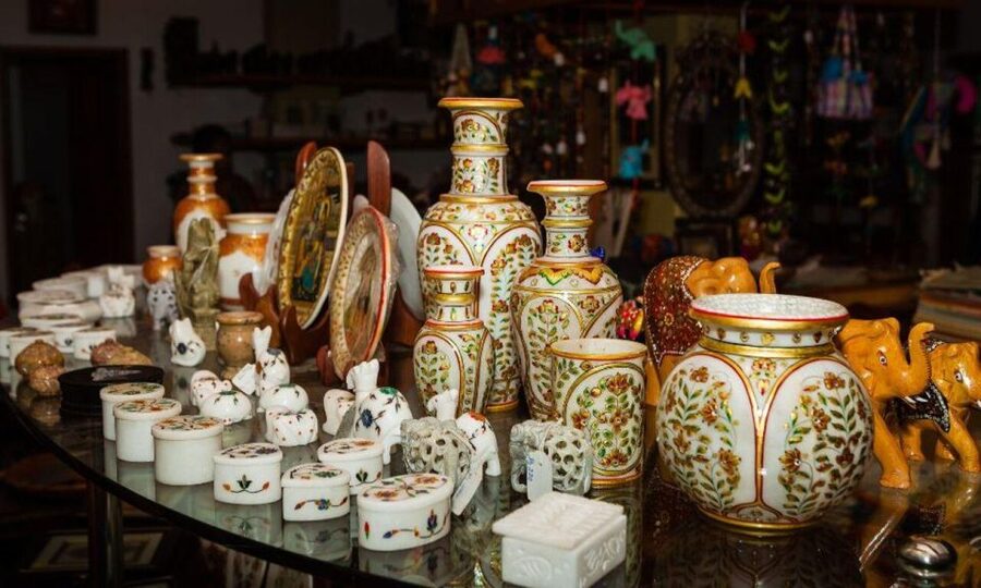 Delhi: Half day Shopping tour with guide by car. - Chandni Chowk and its wholesale lanes