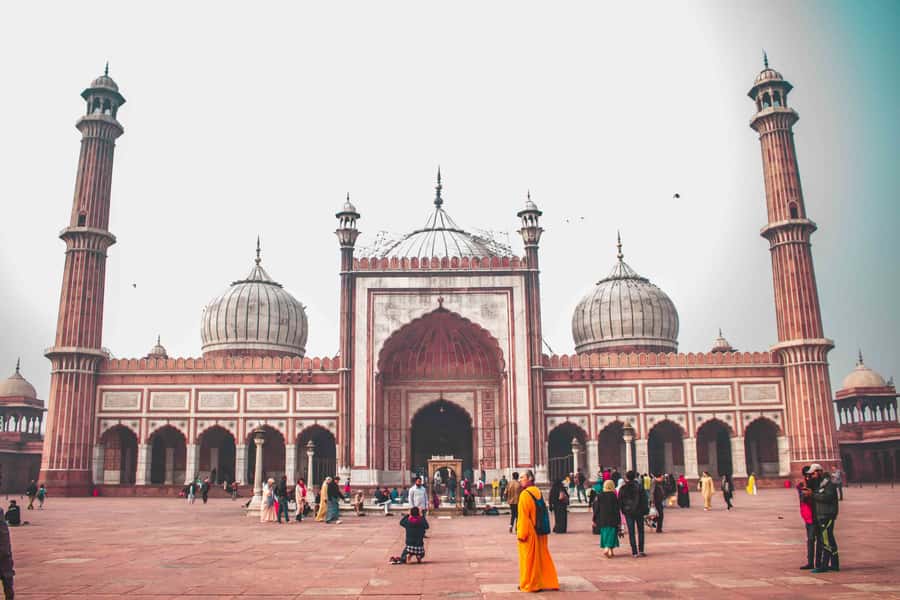 Delhi Highlights: Private Old & New Delhi with Fee Options - The Lotus Temple’s quiet change of pace