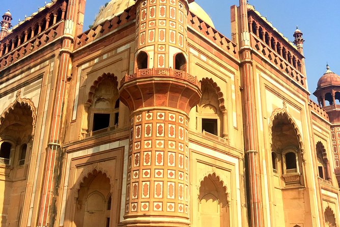Delhi historical Gardens & Ruins - Mehrauli Archaeological Park: Delhi’s story spreads out