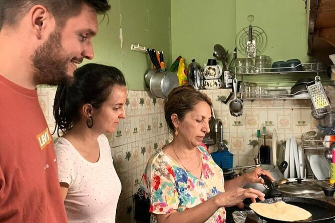 Delhi Kabul Cooking Class - Starting at Malviya Nagar Market