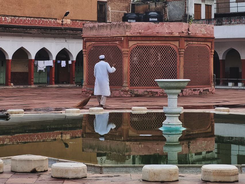 Delhi Like a Local: Food & Photography Full Day Tour - Key points at a glance