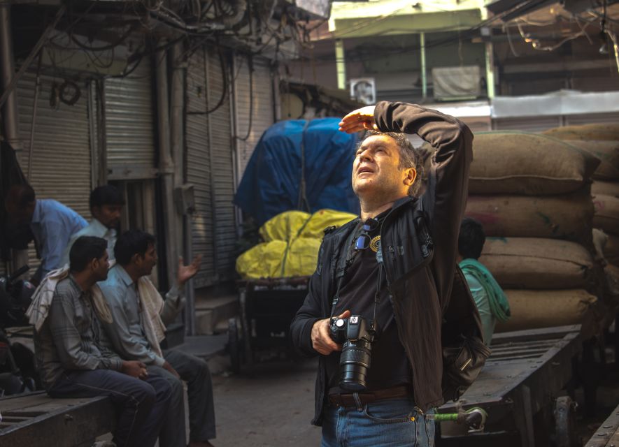 Delhi Like a Local: Food & Photography Full Day Tour - New Delhi and the colonial contrast