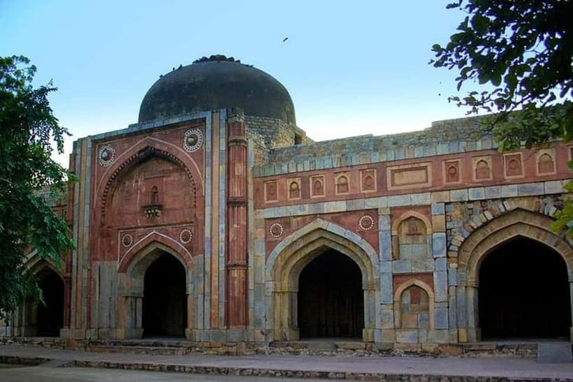 Delhi: Mehrauli Archaeological Park Tour with Hotel Pickup - Who Should Book This Park Walk