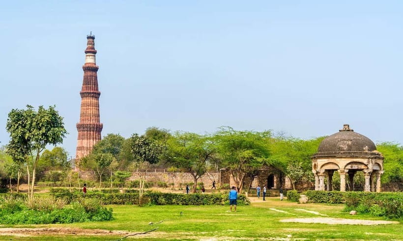 Delhi: Mehrauli Archaeological Park Tour with Hotel Pickup - Walking Through Mehrauli’s Ruins