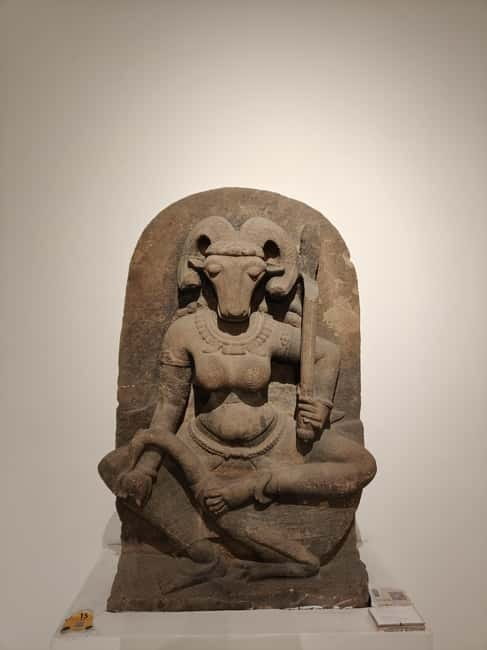 Delhi: National Museum Tour - Harappan Civilization Gallery: seals, pottery, and early city life