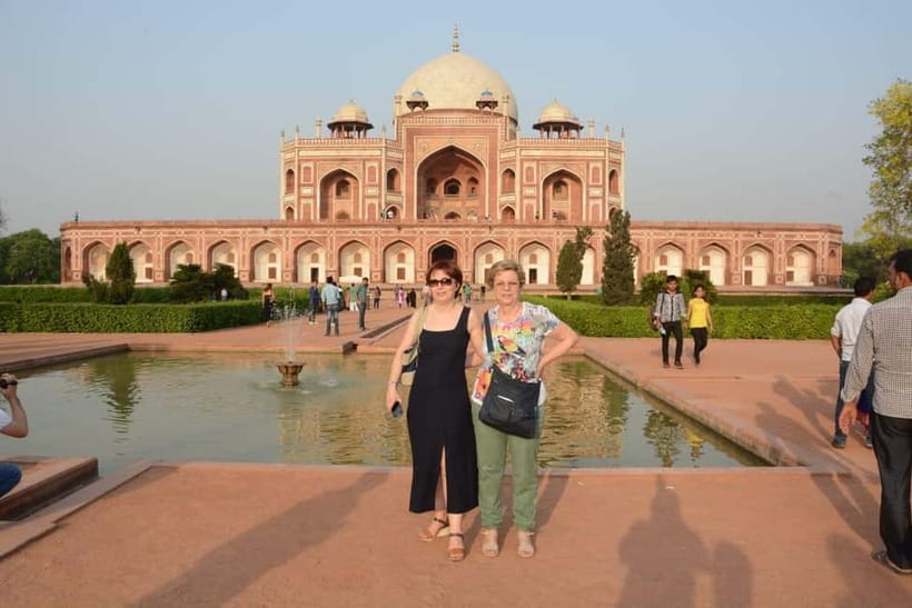 Delhi: Old and New Delhi Full or Half Day Guided Tour - The guides and drivers make the difference