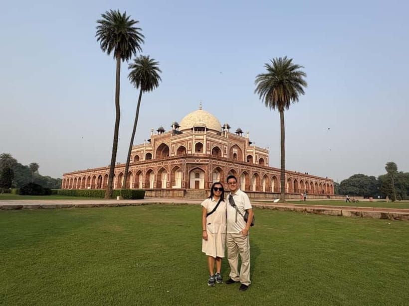 Delhi: Old and New Delhi Full or Half Day Guided Tour - Why this tour works well for a first look at Delhi
