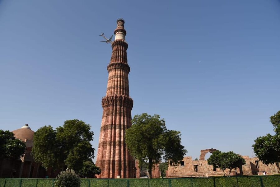 Delhi: Old and New Delhi Full or Half Day Guided Tour - What the $10 price really gives you